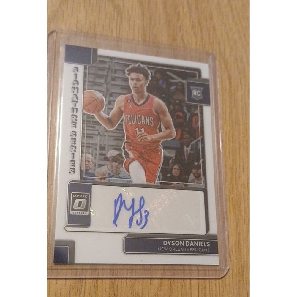 2022-23 Panini Donruss Optic - Signature Series Dyson Daniels #SS-DYD (AU, RC)